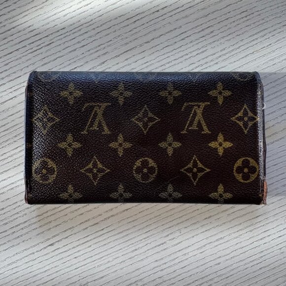 Louis Vuitton Monogram Sarah Wallet — Vintage - Picture 3 of 11